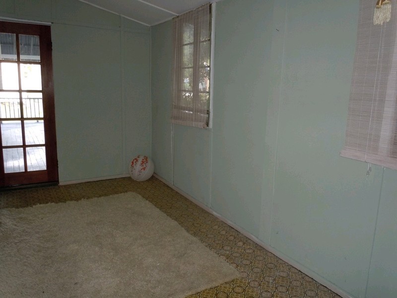 2a Ferguson Street, North Ipswich QLD 4305