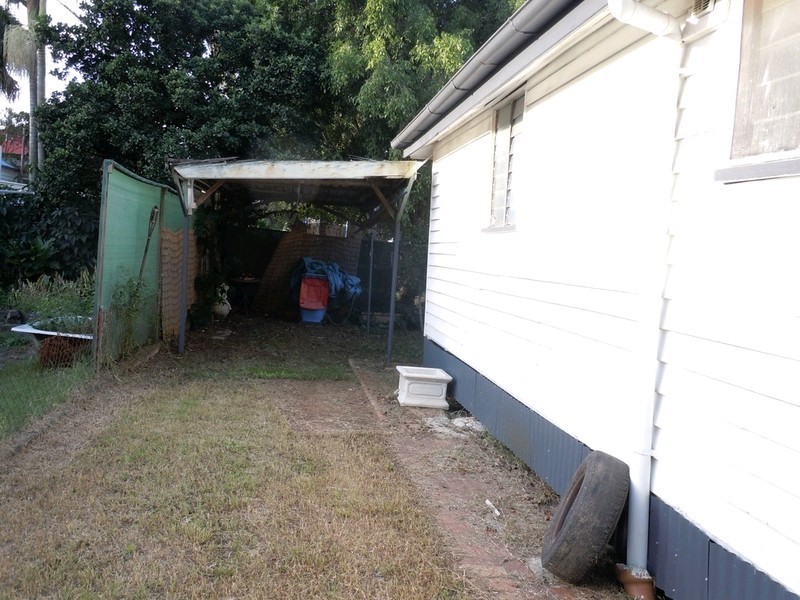 2a Ferguson Street, North Ipswich QLD 4305