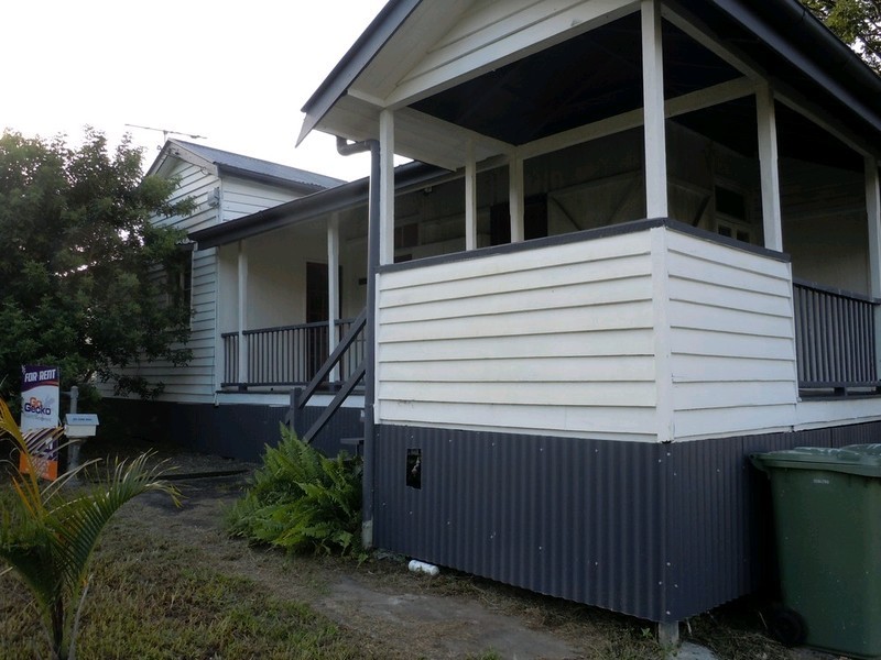 2a Ferguson Street, North Ipswich QLD 4305