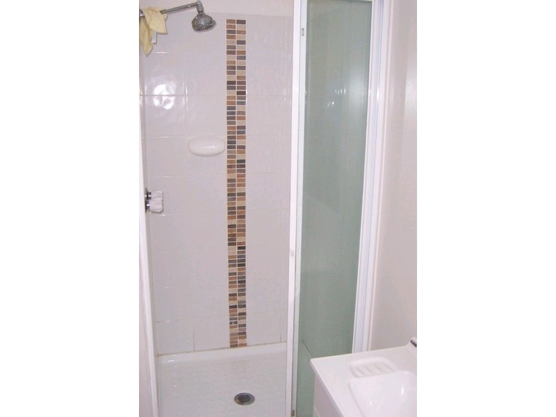 2/4 Bunbury Street, Murrumba Downs QLD 4503