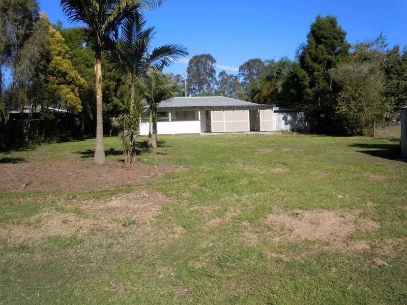 81 South Queensborough Parade, Karalee QLD 4306