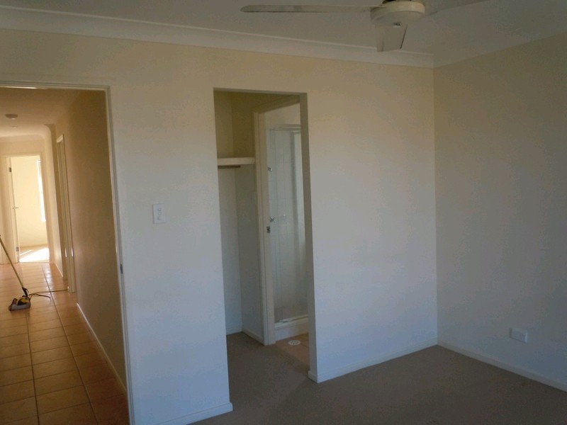 10 Explorer Street, Raceview QLD 4305