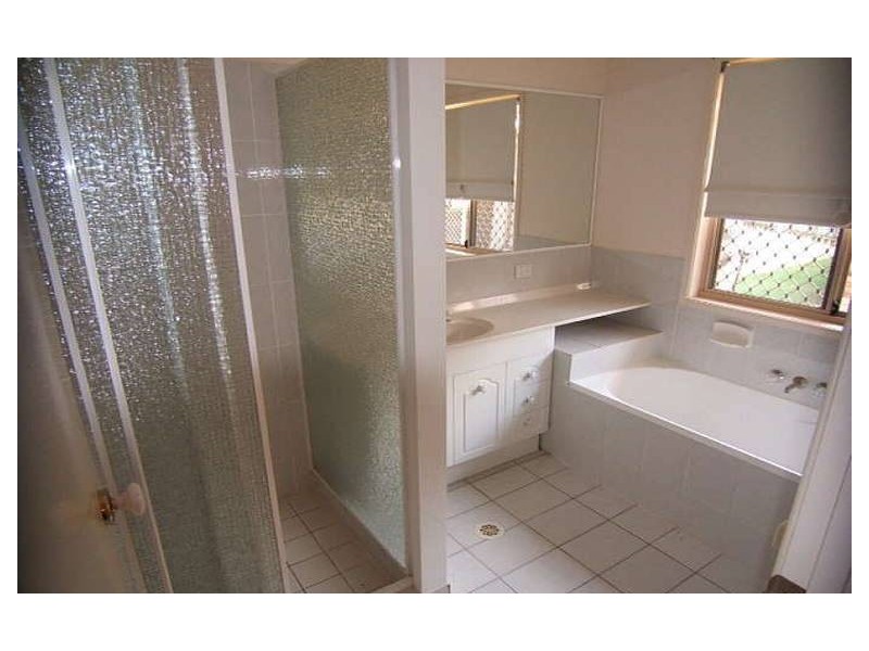 214 Wildey Street, Flinders View QLD 4305