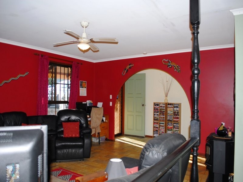 10a Ipswich Street, Riverview QLD 4303