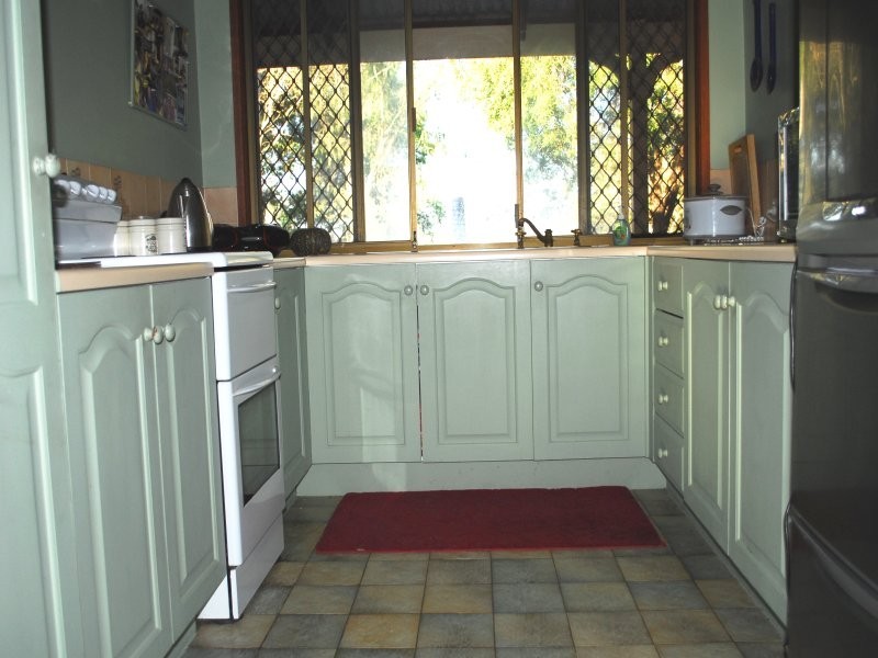 10a Ipswich Street, Riverview QLD 4303