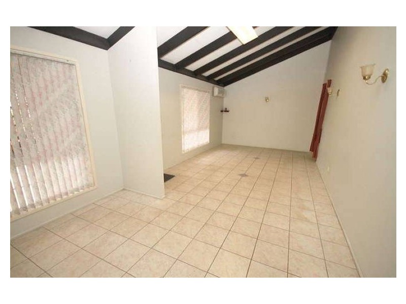 72 Ann Street, Kallangur QLD 4503