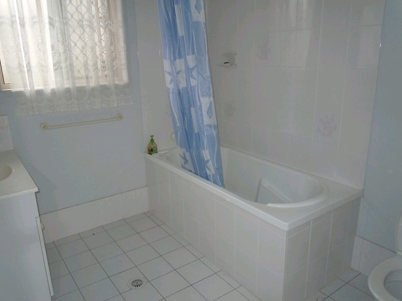 18 Caribou Drive, Brassall QLD 4305