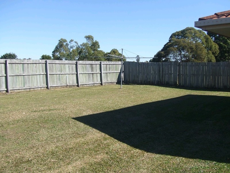 7 Perak Court, Tanah Merah QLD 4128