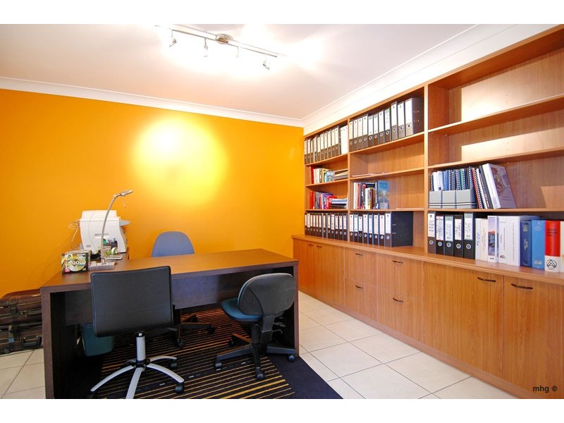 20 Sands Street, Redcliffe QLD 4020