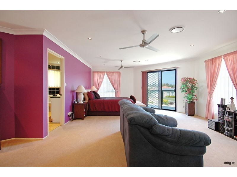 20 Sands Street, Redcliffe QLD 4020