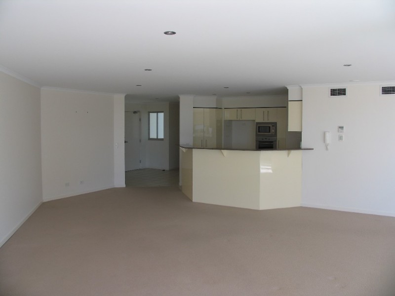 24/43 Marine Parade, Redcliffe QLD 4020