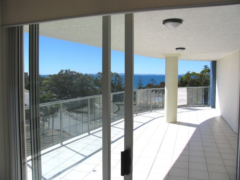 24/43 Marine Parade, Redcliffe QLD 4020