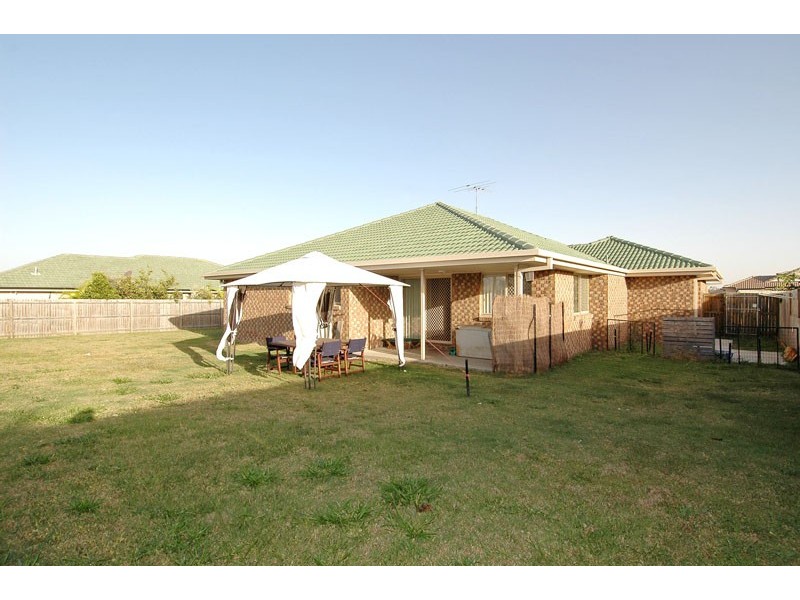 14 Cairns Crescent, Deception Bay QLD 4508