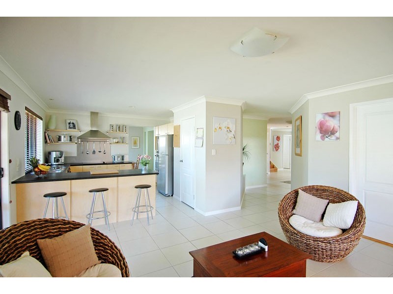 46 Palmtree Ave, Scarborough QLD 4020