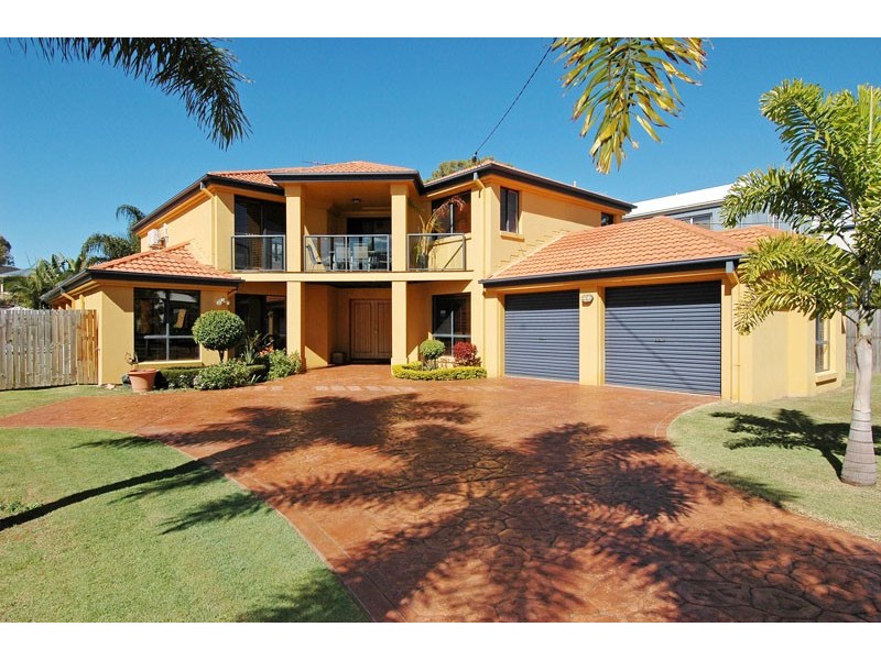 46 Palmtree Ave, Scarborough QLD 4020