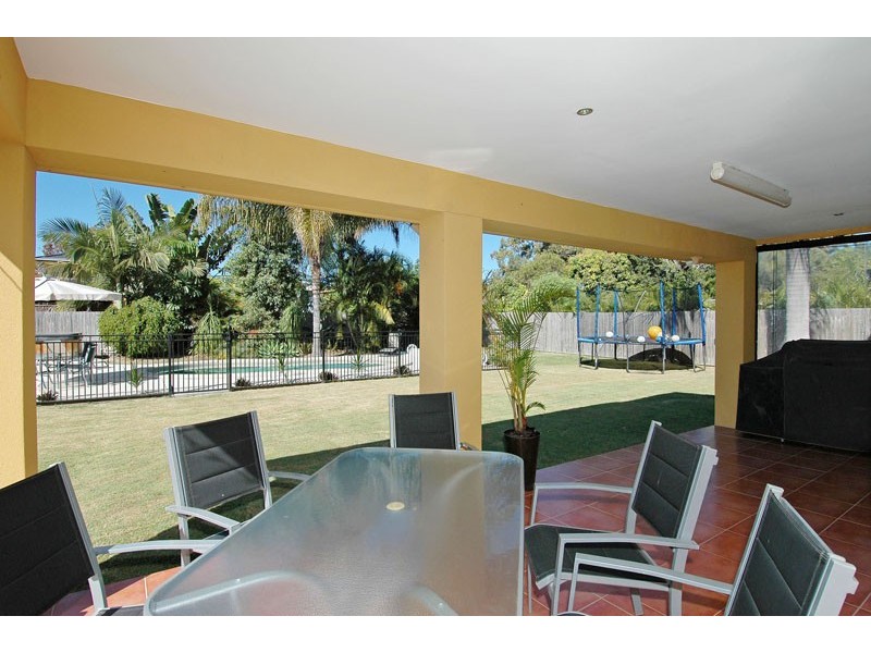 46 Palmtree Ave, Scarborough QLD 4020