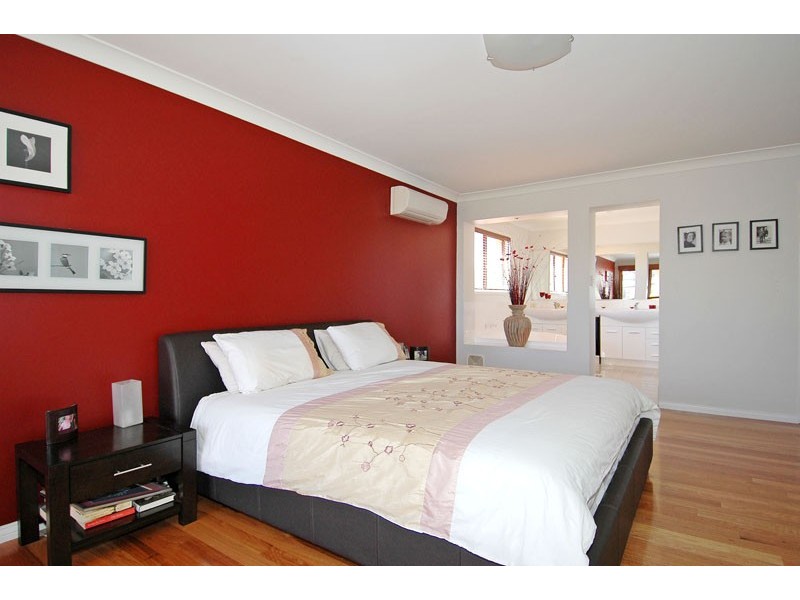 46 Palmtree Ave, Scarborough QLD 4020