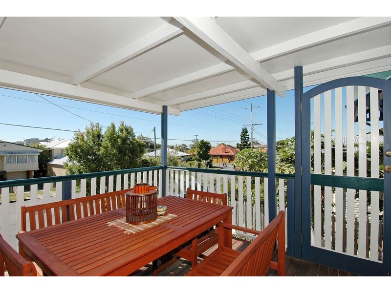 35 Donkin Street, Scarborough QLD 4020