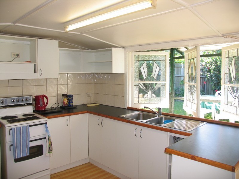 28 Hardiman Street, Woody Point QLD 4019