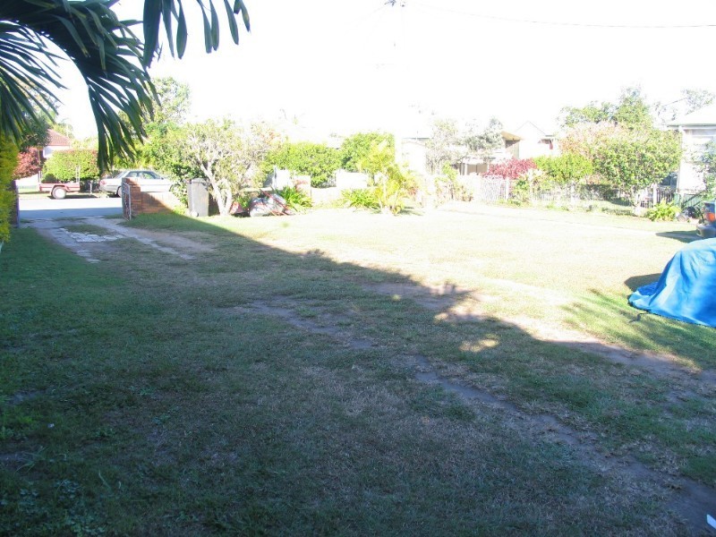 28 Hardiman Street, Woody Point QLD 4019