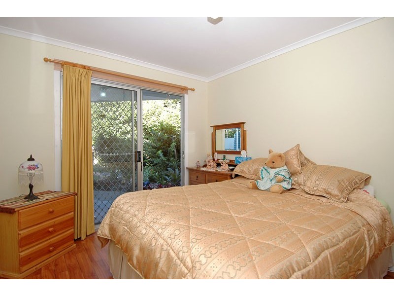 20 Ettie Street, Redcliffe QLD 4020