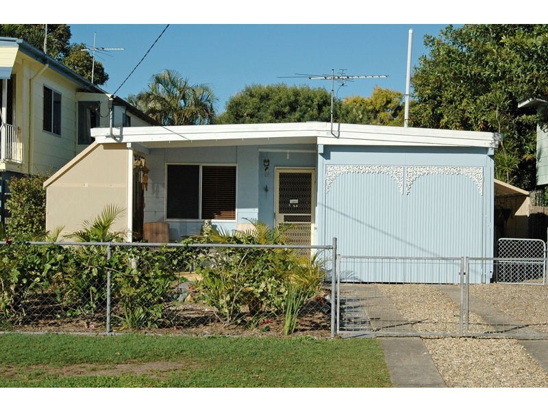 20 Ettie Street, Redcliffe QLD 4020