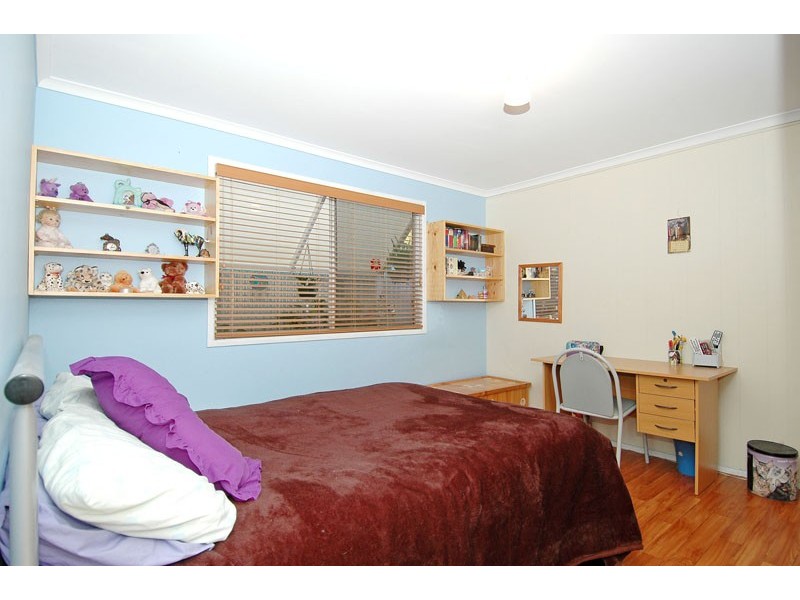 20 Ettie Street, Redcliffe QLD 4020