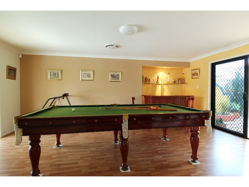 6 Eva Court, Kippa-ring QLD 4021