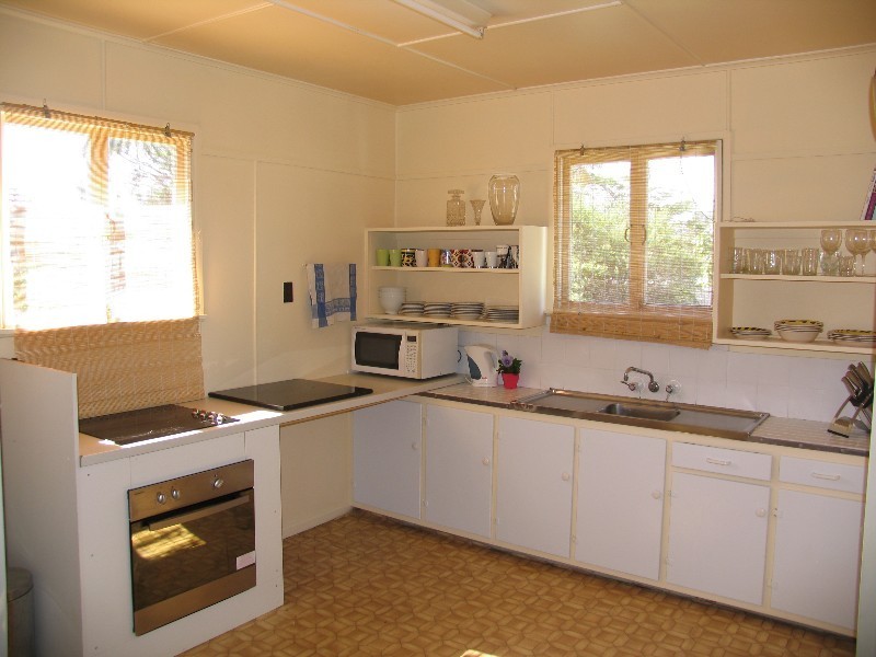 33 Enoch St, Clontarf QLD 4019