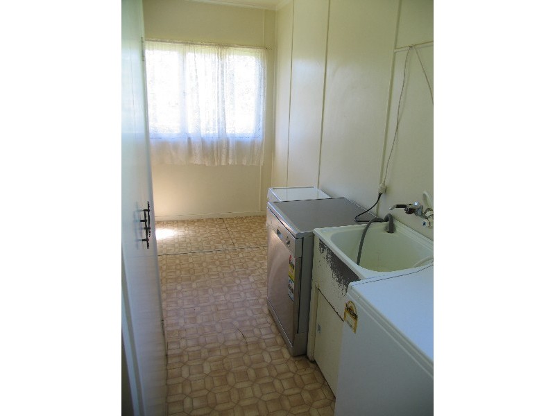 33 Enoch St, Clontarf QLD 4019