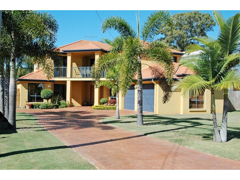 46 Palmtree Avenue, Scarborough QLD 4020