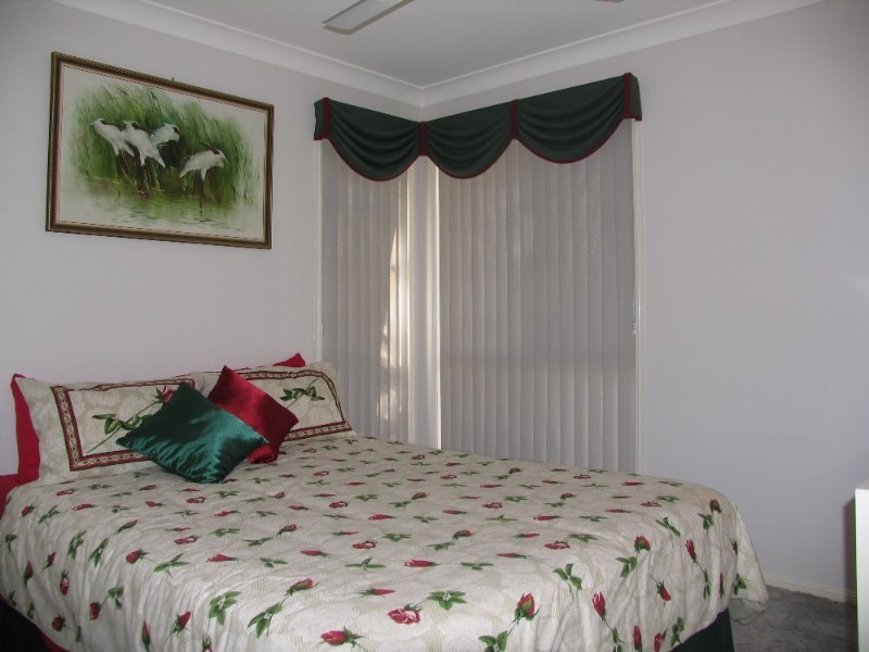 8 Eagle Court, Scarborough QLD 4020