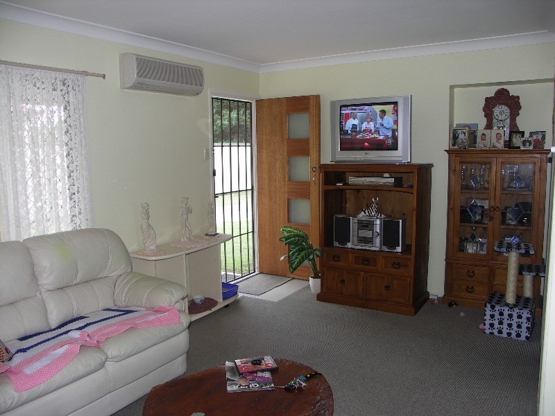 1 Dorothy Street, Strathpine QLD 4500