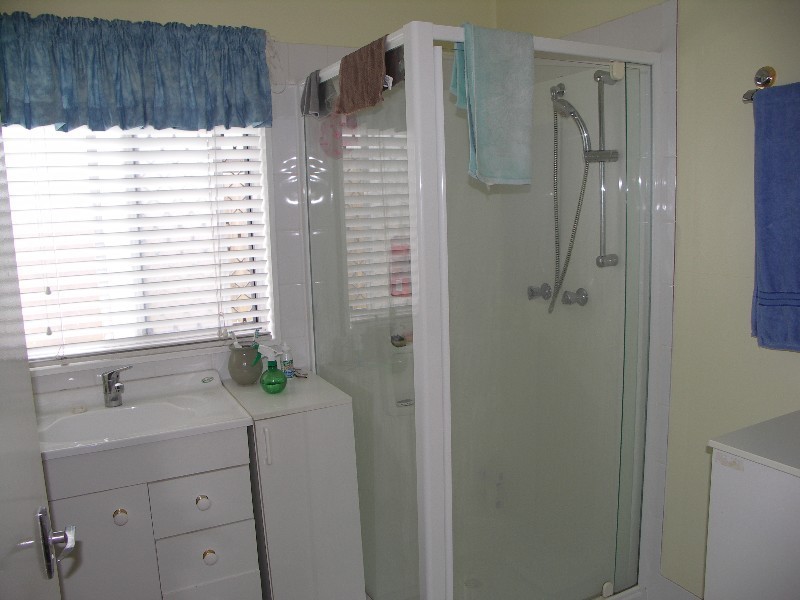 1 Dorothy Street, Strathpine QLD 4500