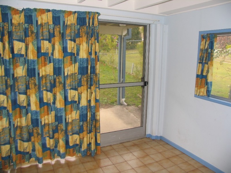 215 MacDonnell Road, Clontarf QLD 4019