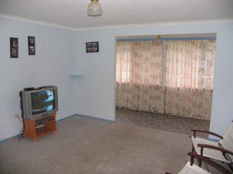 215 MacDonnell Road, Clontarf QLD 4019