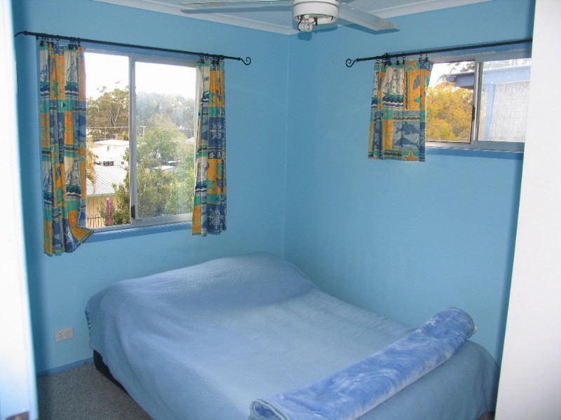 215 MacDonnell Road, Clontarf QLD 4019