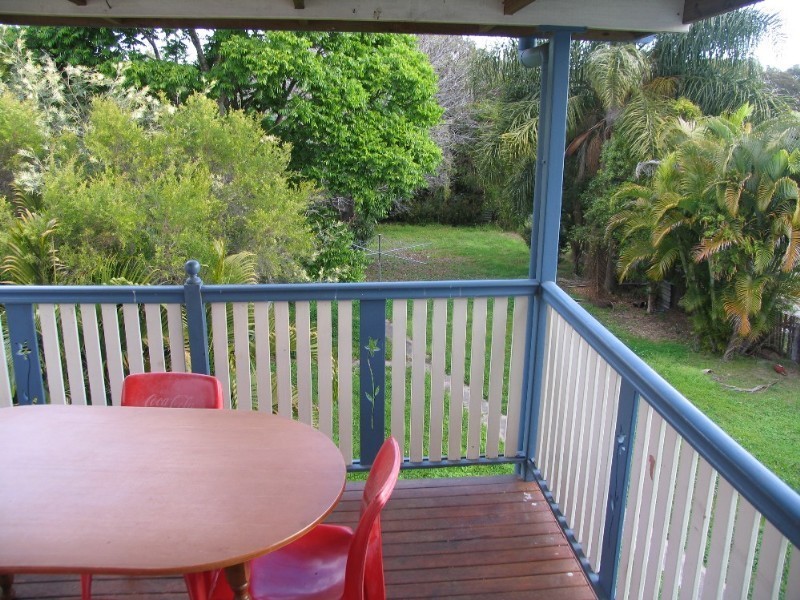 215 MacDonnell Road, Clontarf QLD 4019