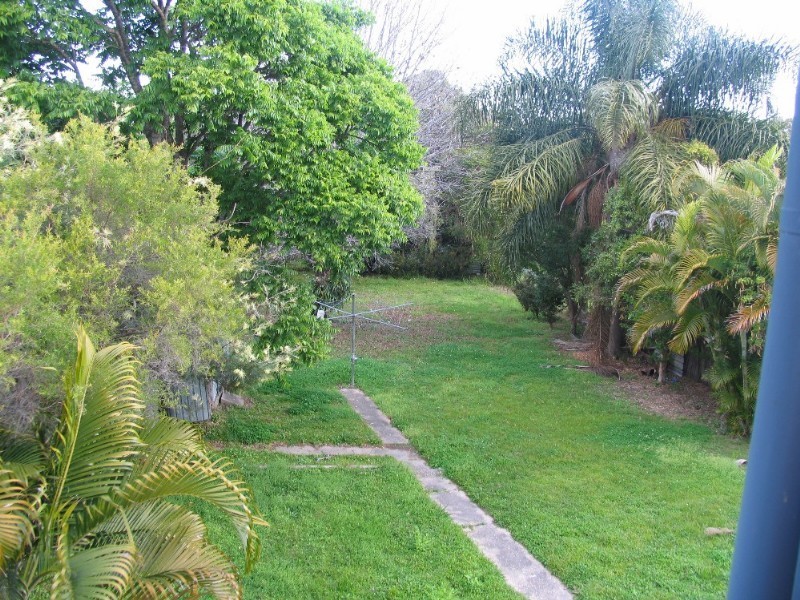 215 MacDonnell Road, Clontarf QLD 4019