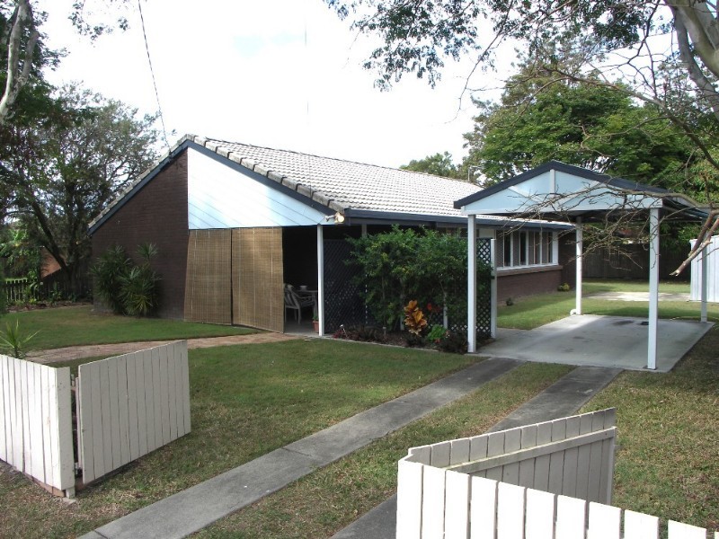 16 Simon Street, Deception Bay QLD 4508