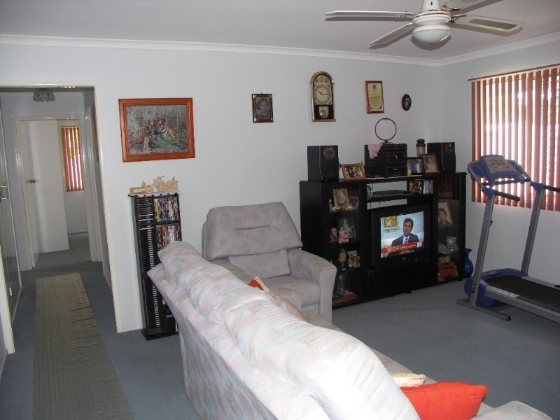 16 Simon Street, Deception Bay QLD 4508