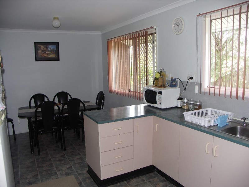 16 Simon Street, Deception Bay QLD 4508