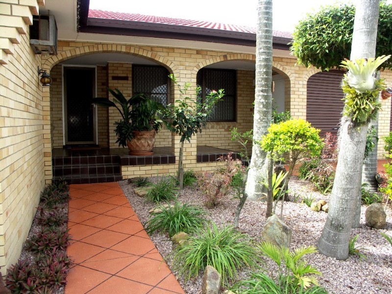 27 Kirkwood Street, Margate QLD 4019