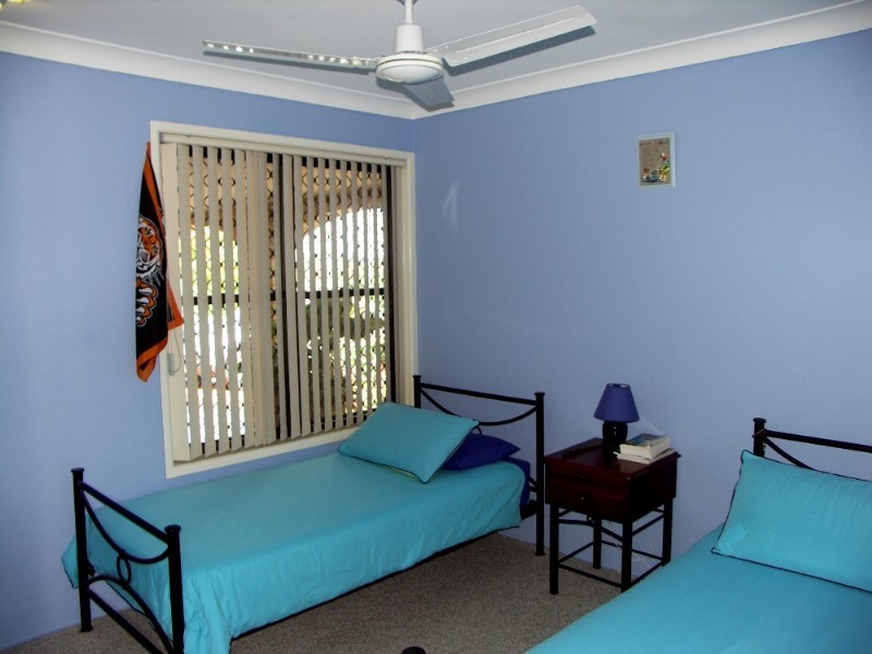 27 Kirkwood Street, Margate QLD 4019