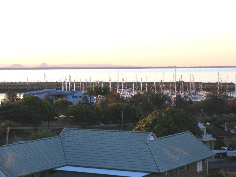 63 Seaville Avenue, Scarborough QLD 4020