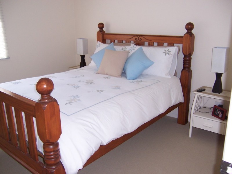 1 Swan Street, Margate QLD 4019