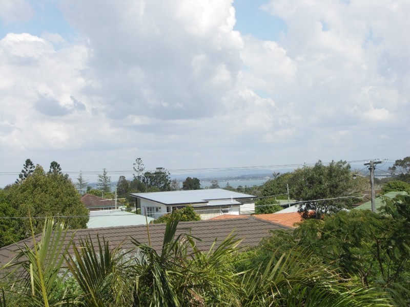 1 Swan Street, Margate QLD 4019