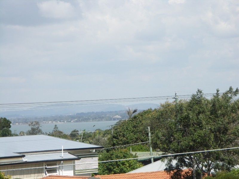 1 Swan Street, Margate QLD 4019