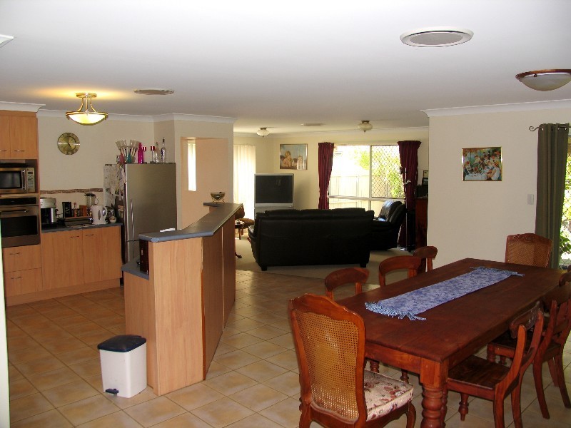 5 Mitchell Court, Rothwell QLD 4022