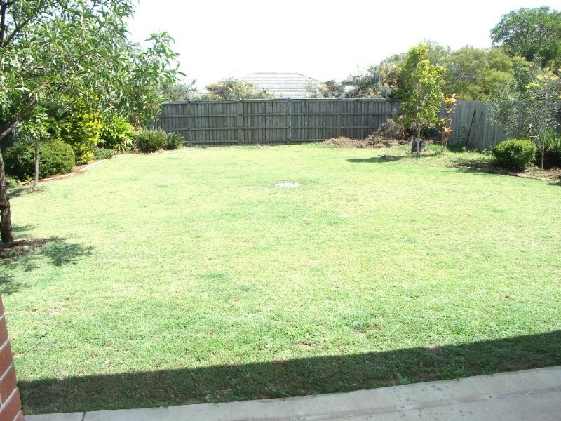 3 Atthow Street, North Lakes QLD 4509